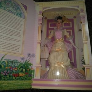 Beautiful Avon Albee Barbie NIB